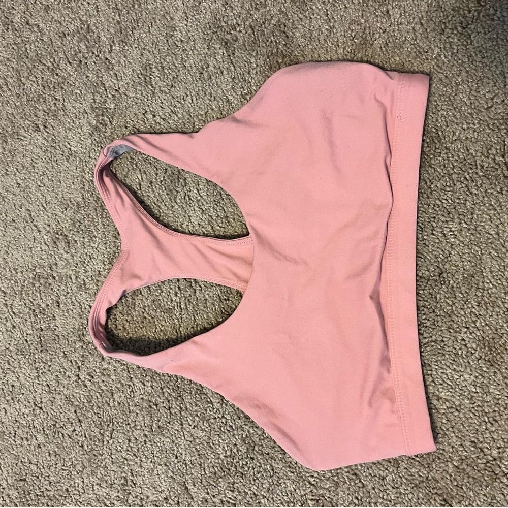 Pink sports bra size M